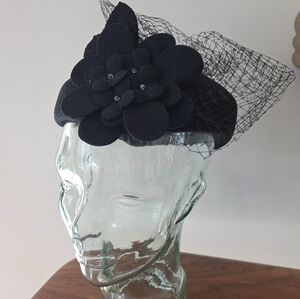 Elegant Black Wool Hat Fascinator with Floral Design